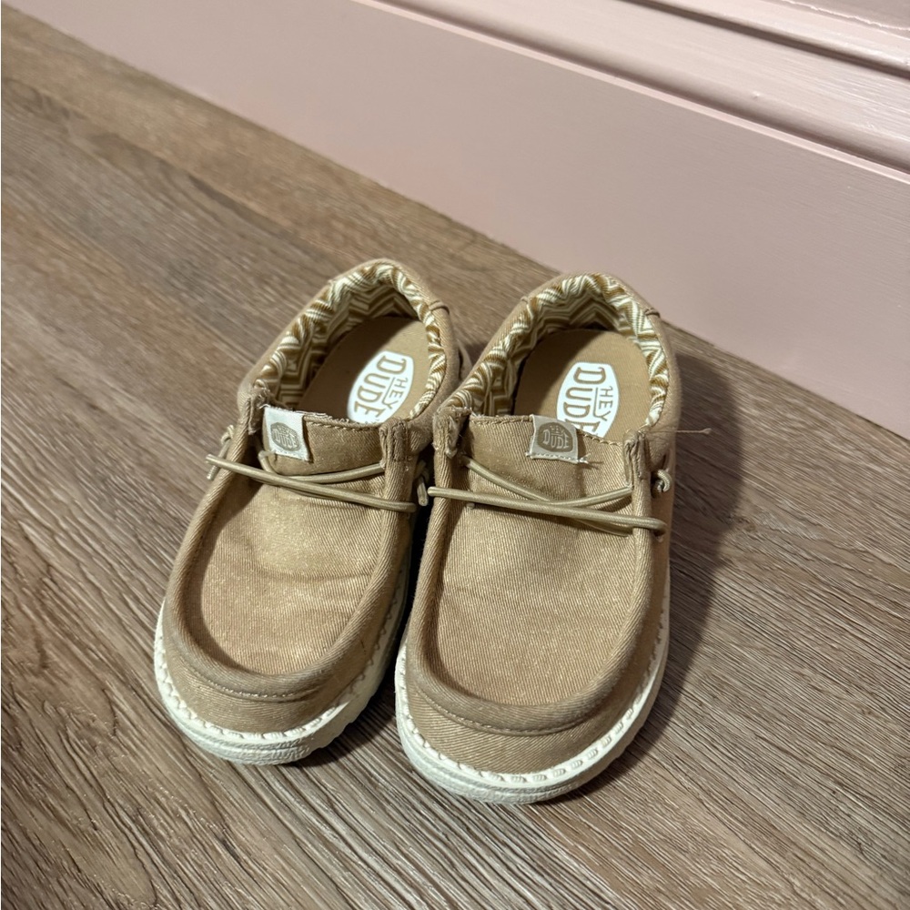 Hey Dude Wally Toddler Tan Shoes